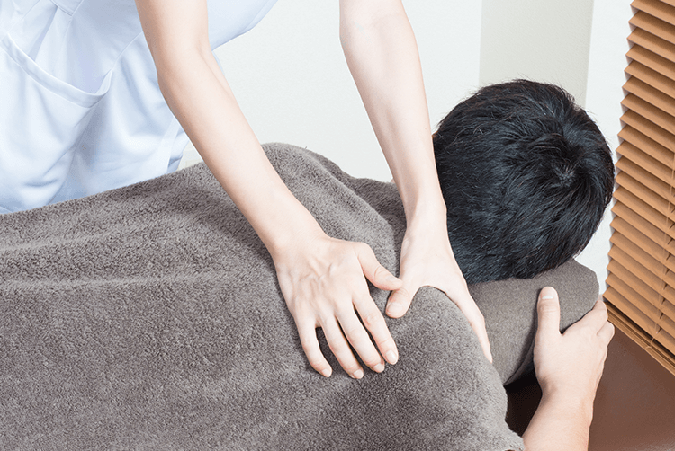 国家資格者による確かな診療と症状に合わせた手技療法